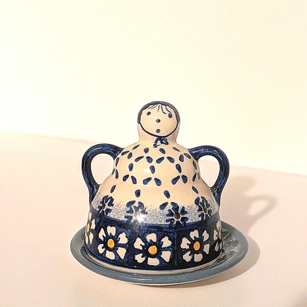 BOLESLAWIEC Mini Cheese Lady Hand Painted Poland 4"